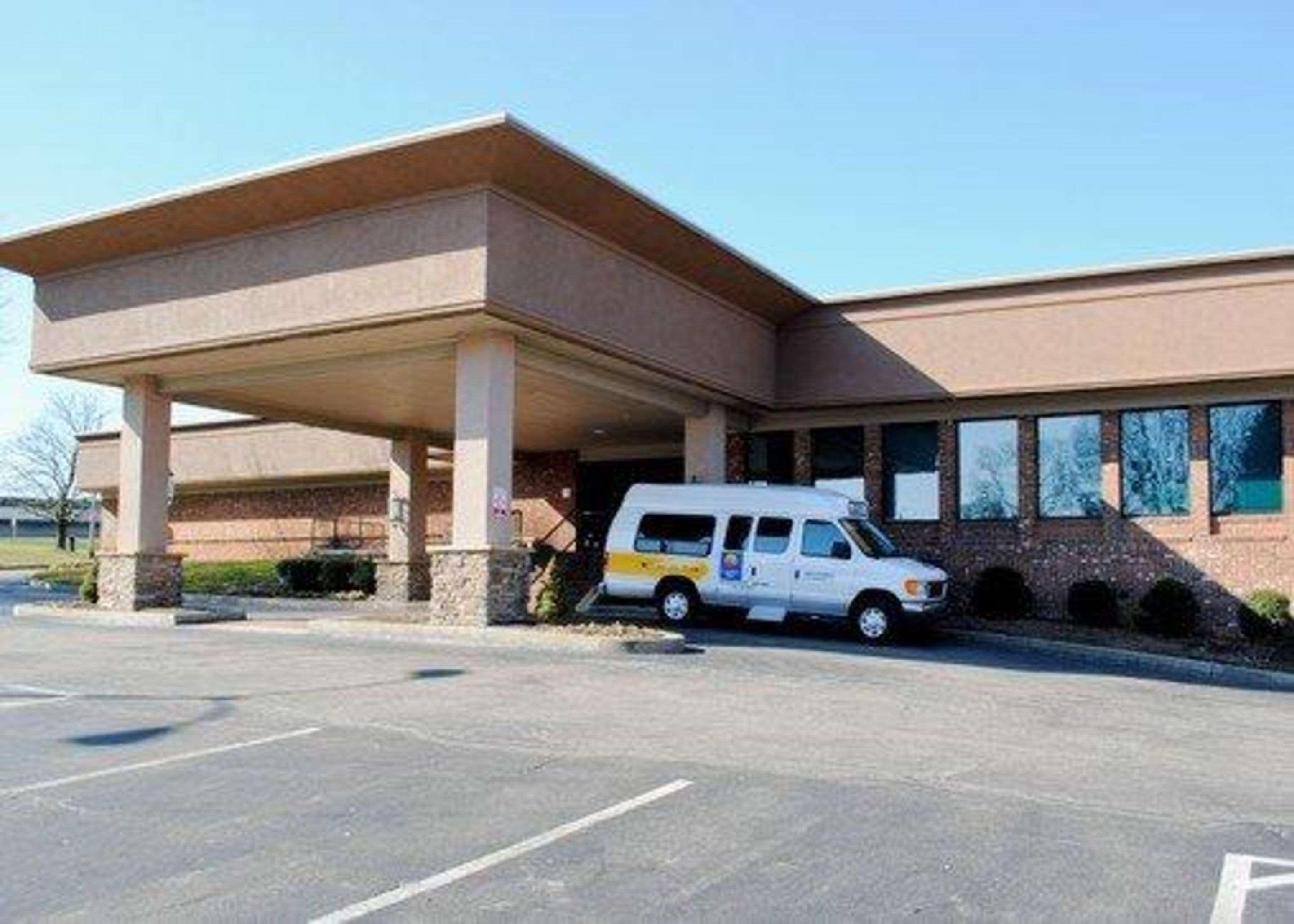 Mainstay Suites Verona Exterior photo
