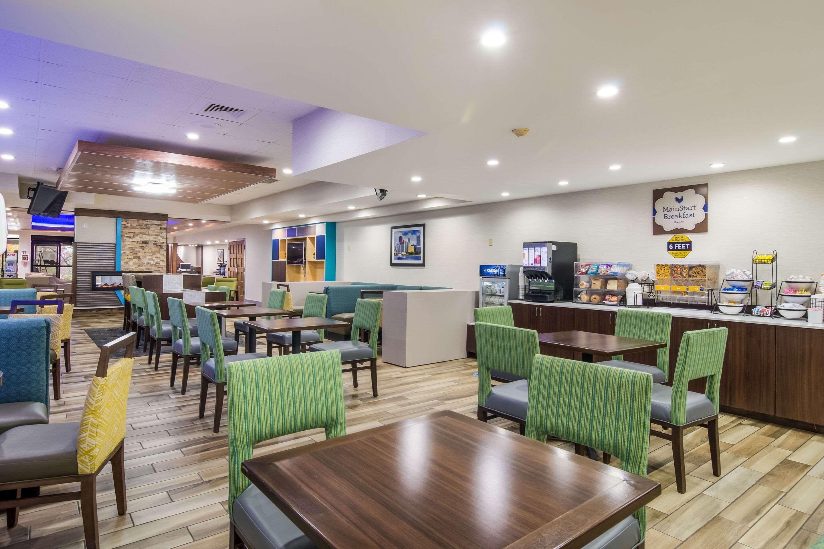 Mainstay Suites Verona Exterior photo